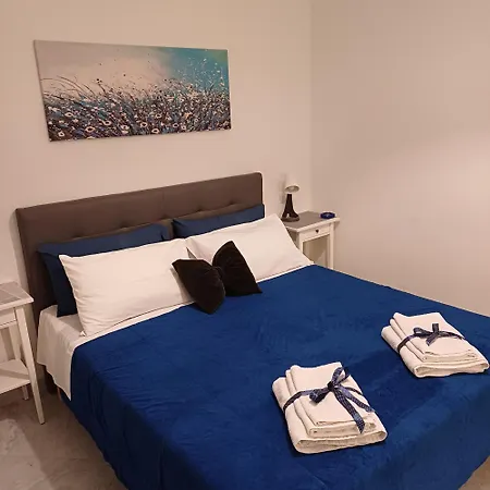 Porto&beverello Πανσιόν